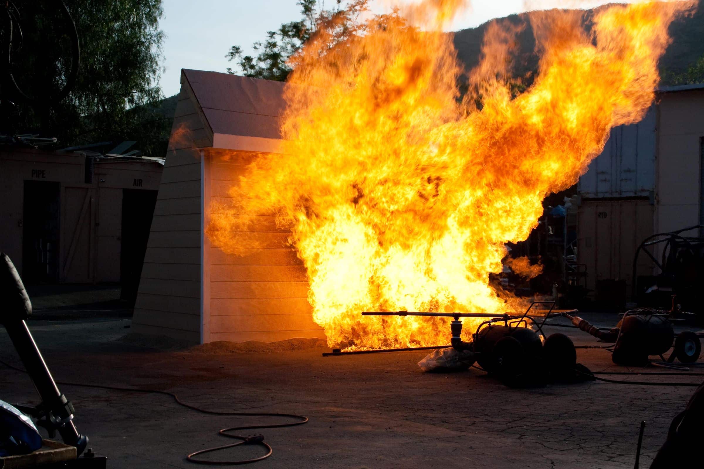 Fire on the set of Paint Misbehavin' for TLC, 2009